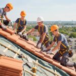 Ausbildung zum Dachdecker – Dauer, Inhalte, Gehalt und Karrieremöglichkeiten